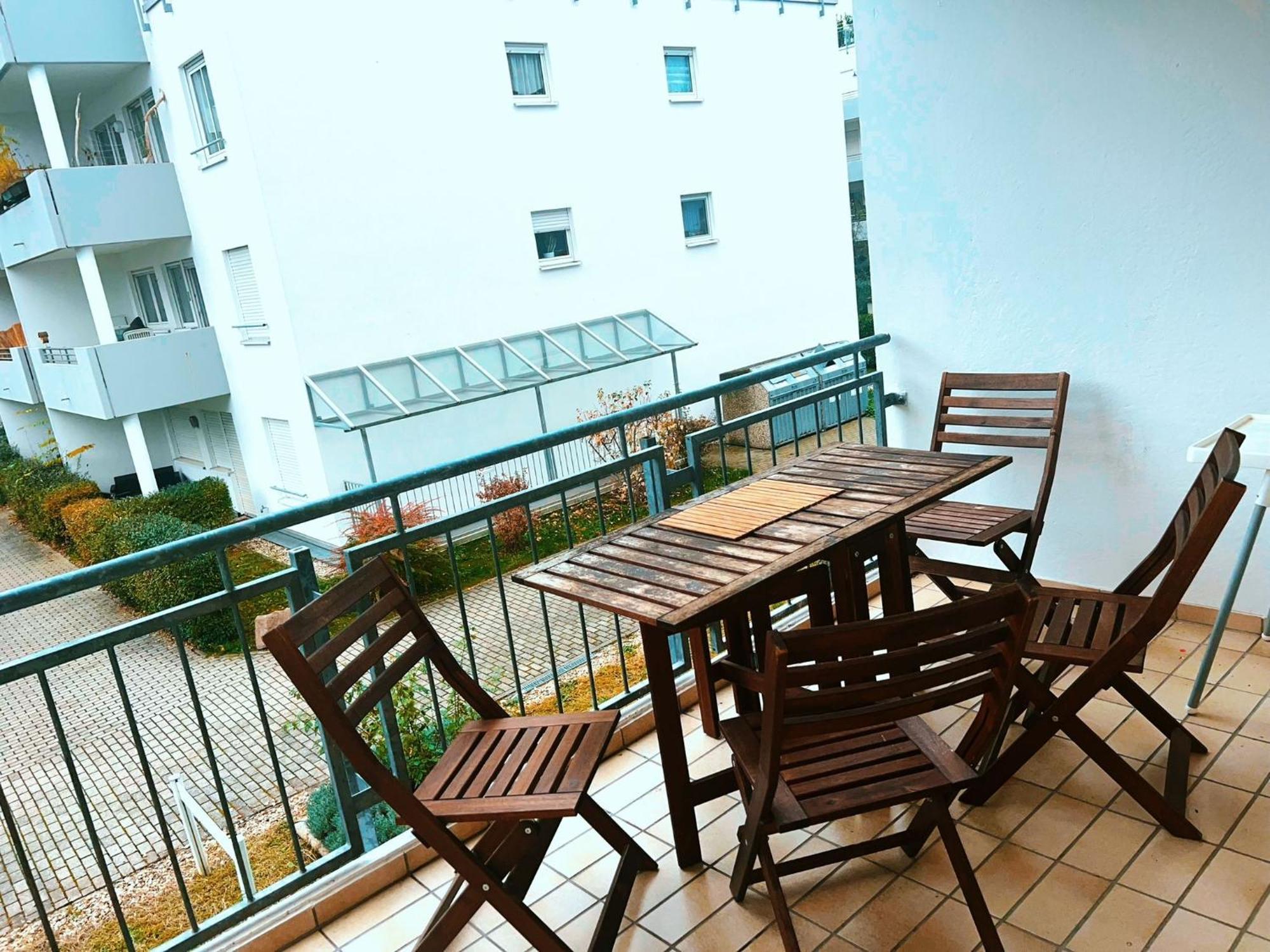 Apartamento An Der Uni Mit Tiefgarage Und Loggia *